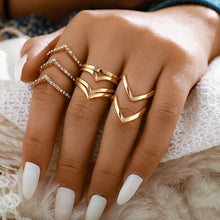 Load image into Gallery viewer, Chevron Ring Set
