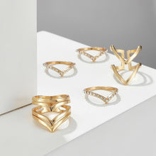 Load image into Gallery viewer, Chevron Ring Set
