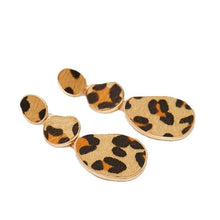 Load image into Gallery viewer, Leopard Dangle Earrings
